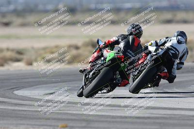 media/Jan-15-2026-Racers Edge (Thu) [[dfebeb70ab]]/3-B Group/Session 4 (Turn 5)/